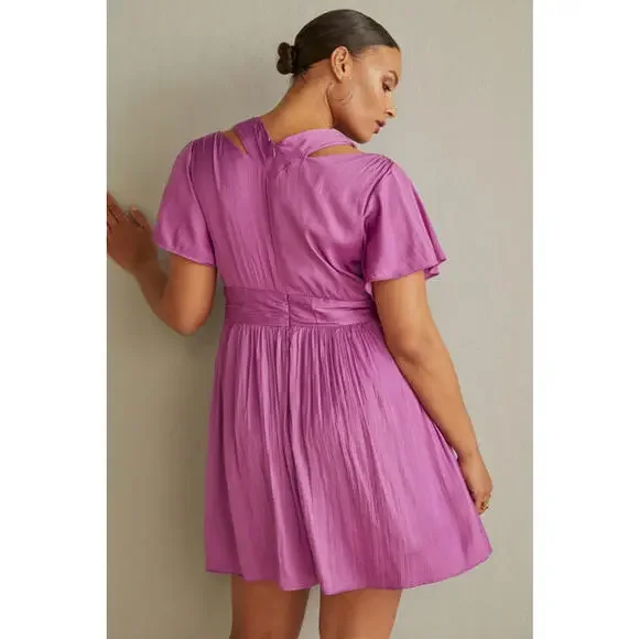 Anthropologie - Chic V-neck Short Purple Mini Dress with Flowy Sleeve, size 10 - Picture 3 of 12